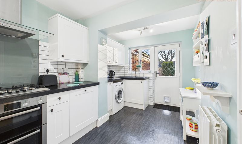 Houghton Close, Hoole, CH2