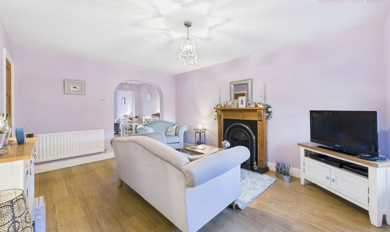 Houghton Close, Hoole, CH2