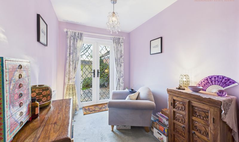 Houghton Close, Hoole, CH2