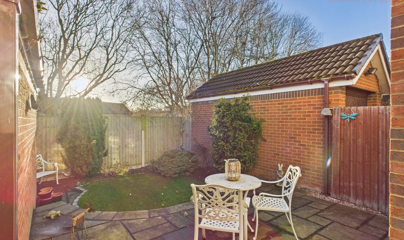 Houghton Close, Hoole, CH2