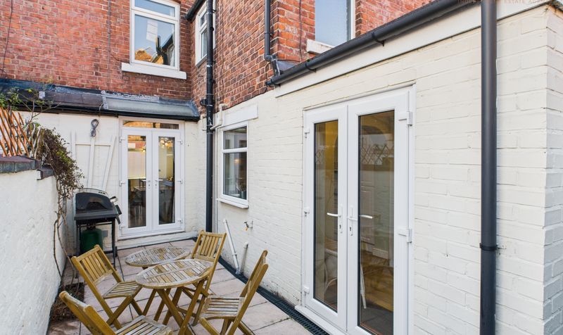 West Street, Hoole, CH2