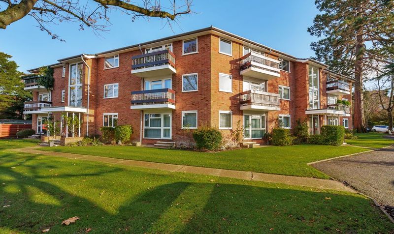 St. Martins Avenue, Epsom, KT18