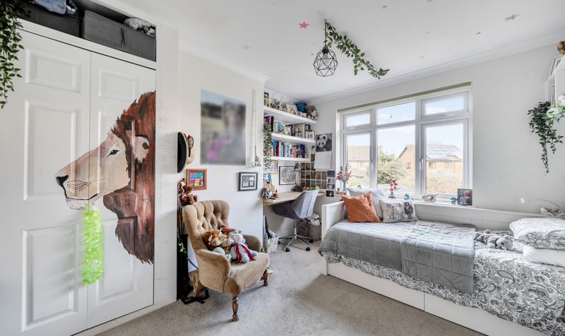 Woodfield Close, Ashtead, KT21