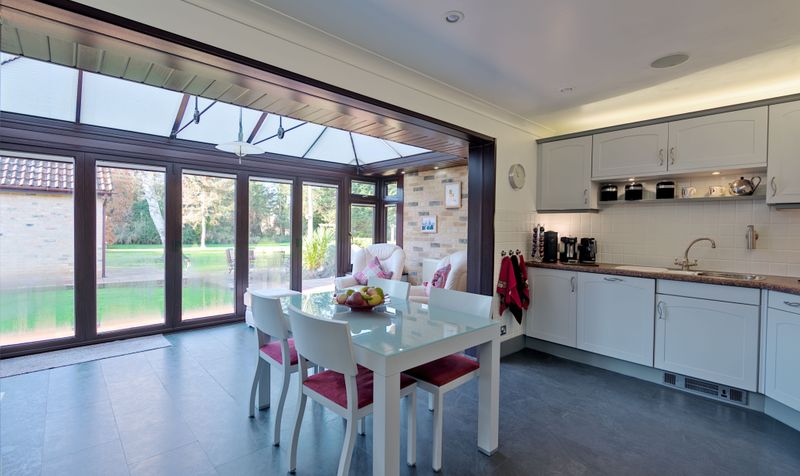 6 Bedroom House For Sale &ndash; Ampthill Road, Shefford, SG17 2