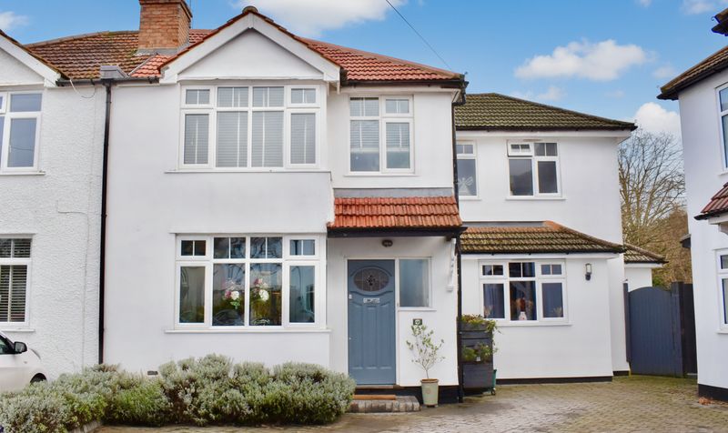 Woodfield Close, Ashtead, KT21