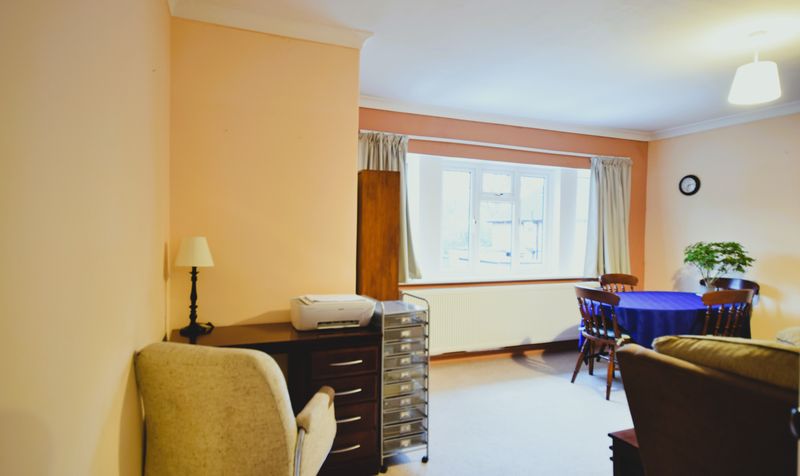 Collier Close, Epsom, KT19