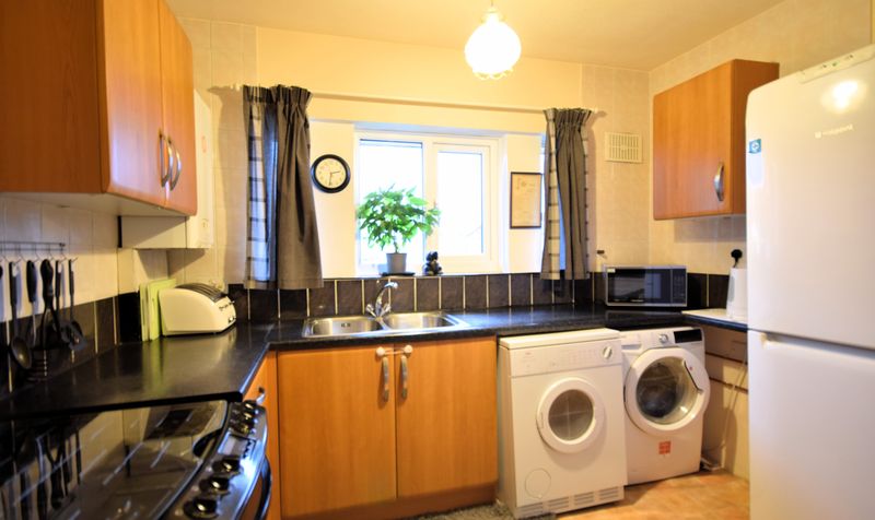 Collier Close, Epsom, KT19