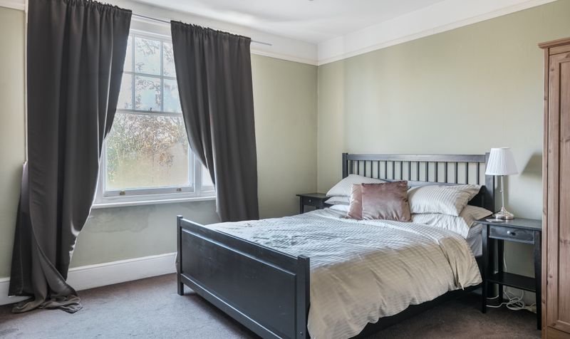 Temple Road, Epsom, KT19