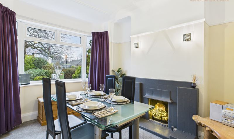 Caughall Road, Upton, CH2