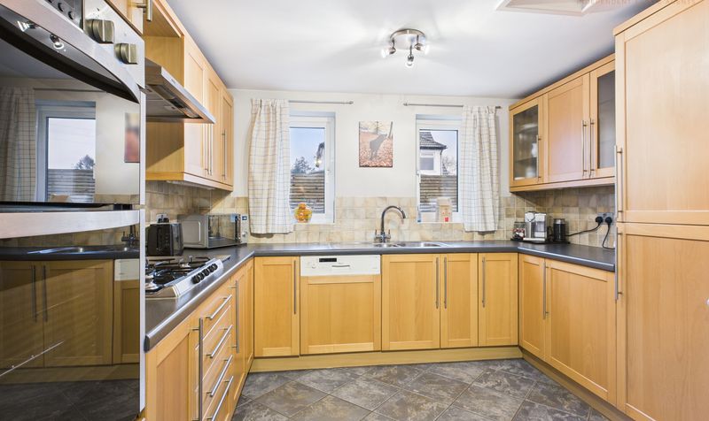 Caughall Road, Upton, CH2