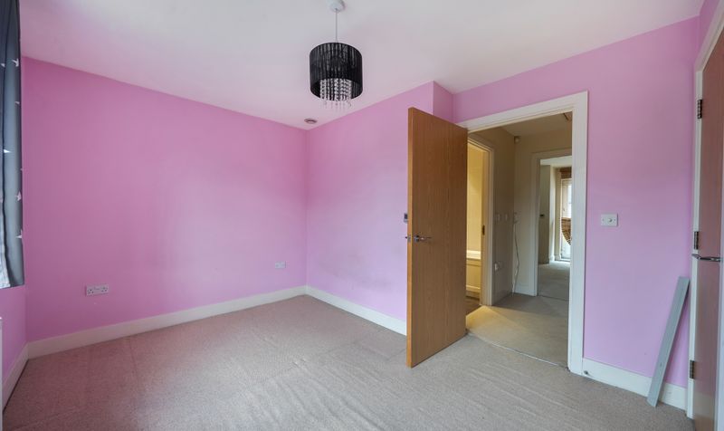 Parkview Way, Epsom, KT19