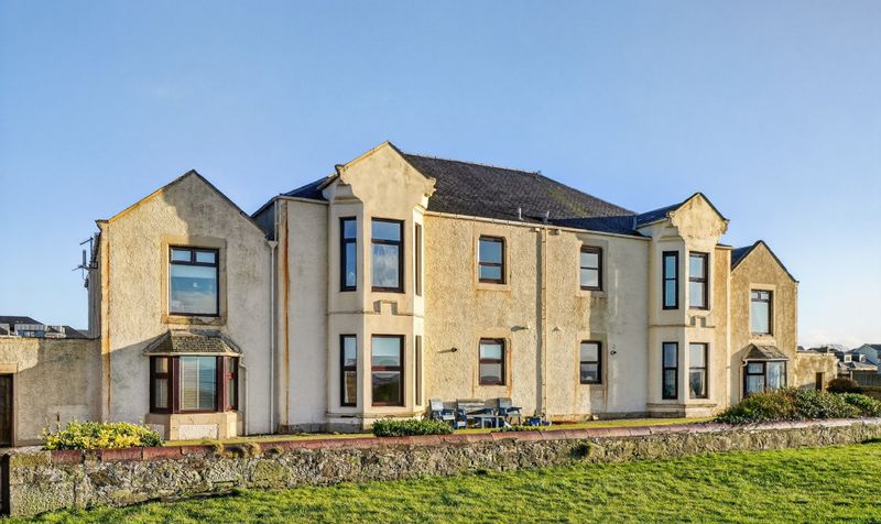 Flat D, Beach Court, 4 Ardayre Road, KA9 1QL