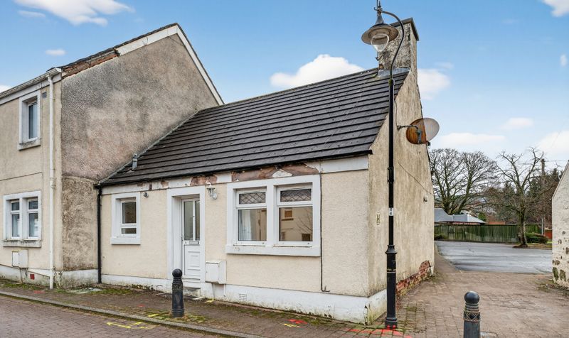 8 Cathcartston, Dalmellington, KA6 7QY