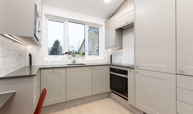 2 Bedroom House For Sale &ndash; Nightingale Road, Hitchin, SG5 3