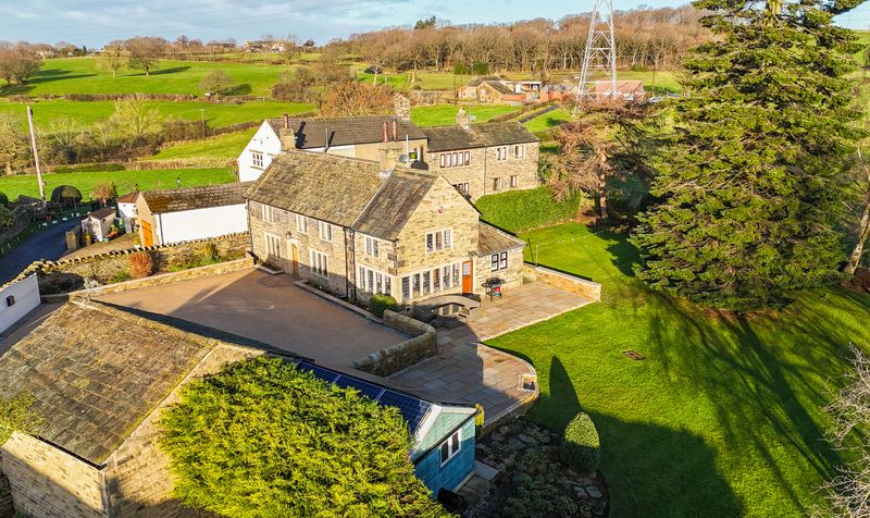 Maple Farm, Houses Hill