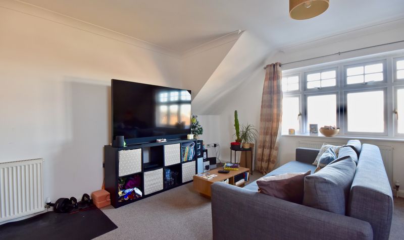 Clements Mead, Leatherhead, KT22