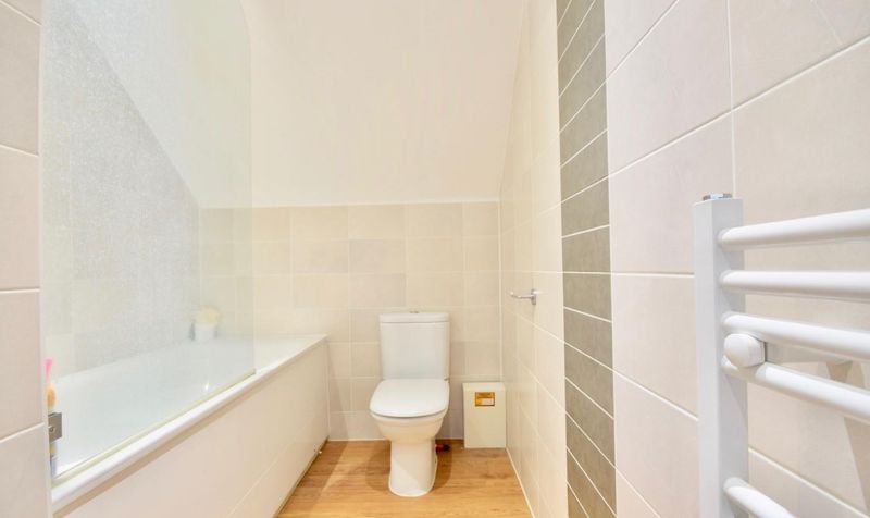 Clements Mead, Leatherhead, KT22