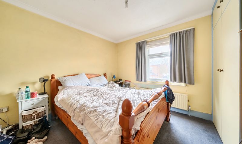 Miles Road, Epsom, KT19