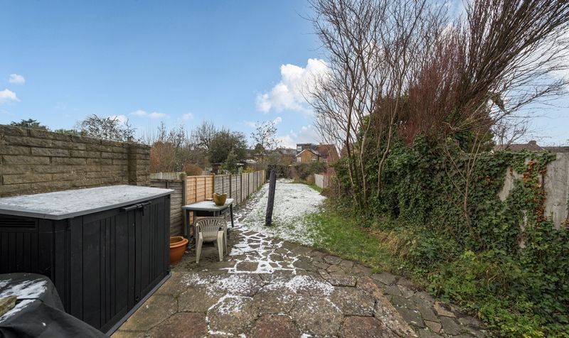 Miles Road, Epsom, KT19