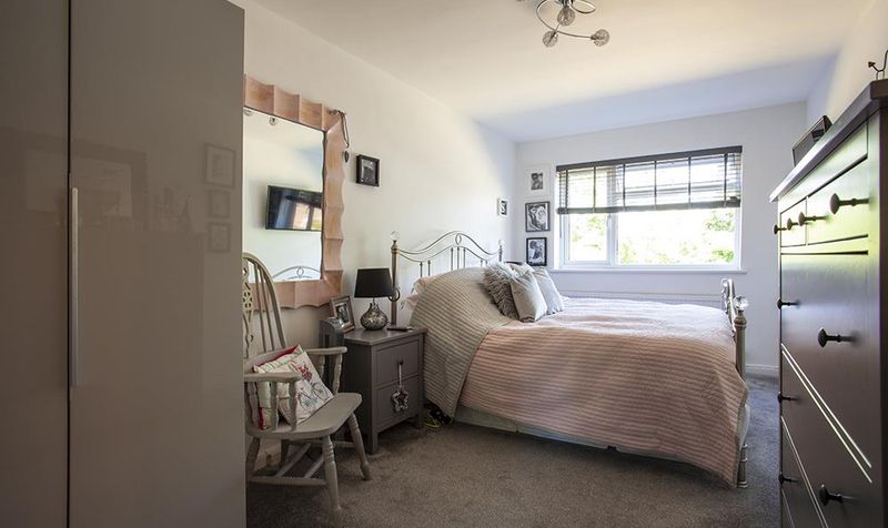 Mulgrave Road, Belmont, SM2