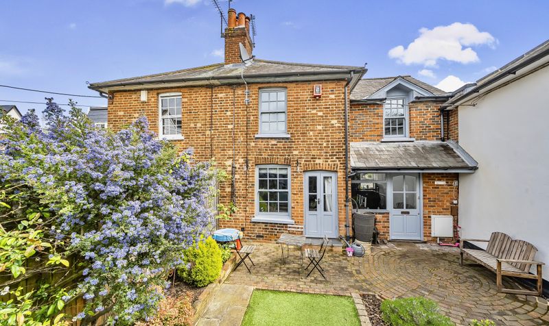 Middle Road, Leatherhead, KT22