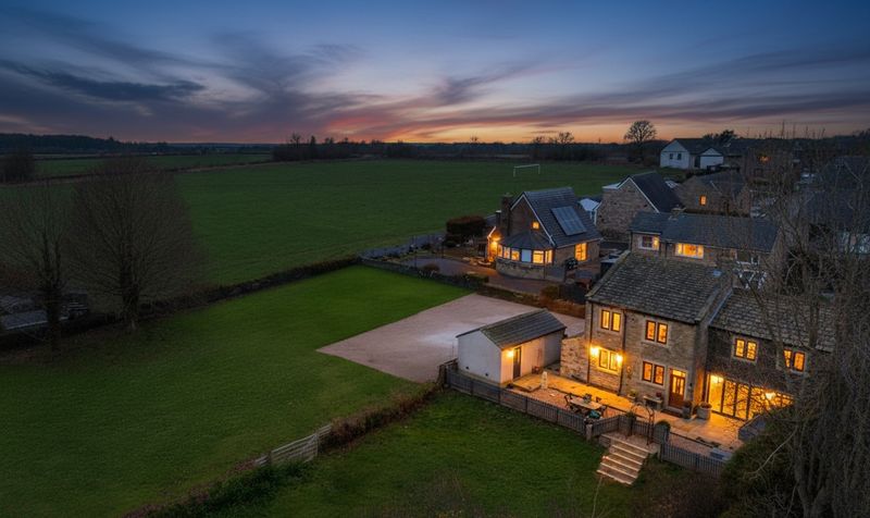 Bumble Bee Cottage, New Road, Huddersfield