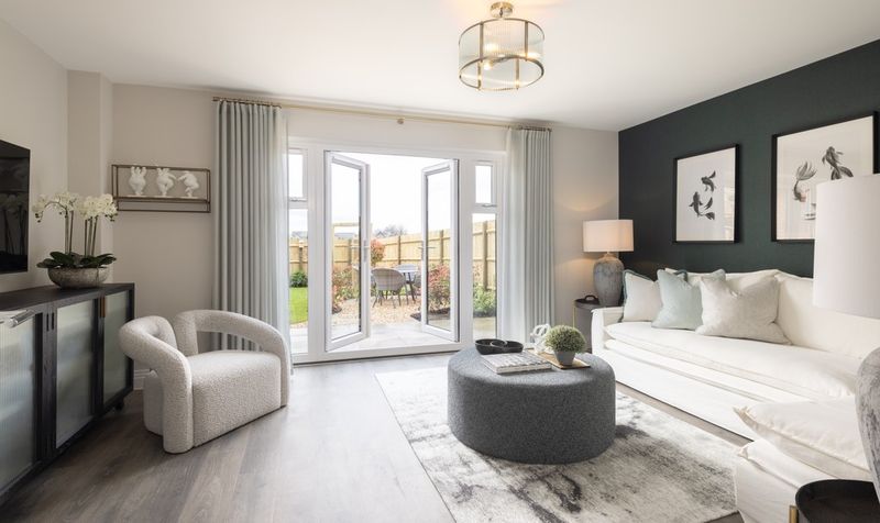 2 Bedroom House For Sale &ndash; Off Graves Paddock, Bates Ave, SG15 2