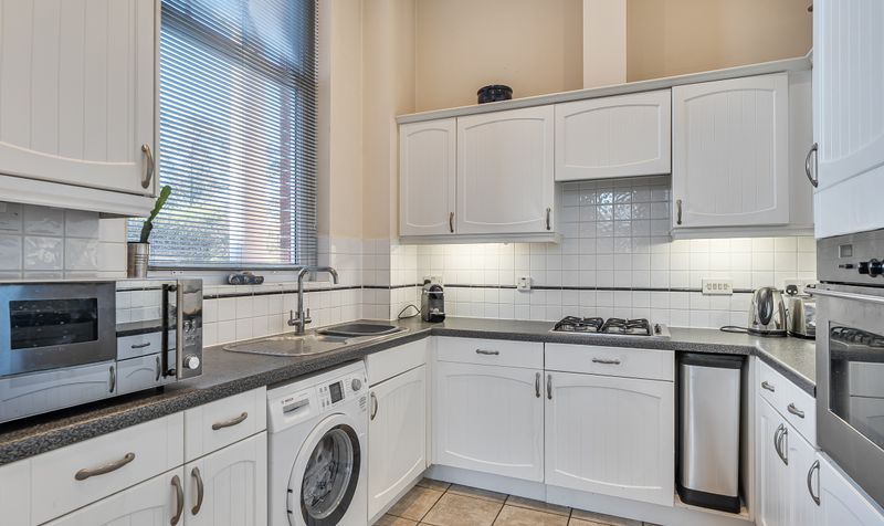 Queen Alexandras Way, Canterbury House Queen Alexandras Way, KT19