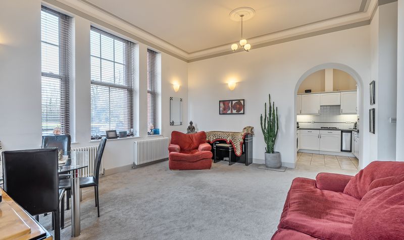 Queen Alexandras Way, Canterbury House Queen Alexandras Way, KT19