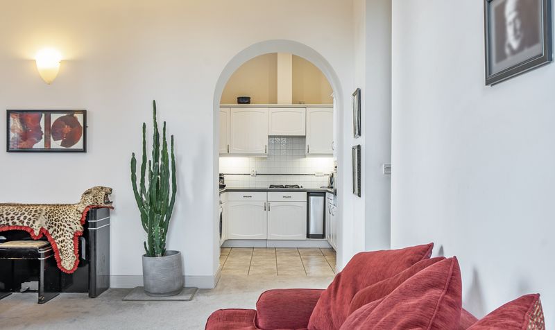 Queen Alexandras Way, Canterbury House Queen Alexandras Way, KT19