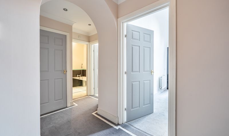 Queen Alexandras Way, Canterbury House Queen Alexandras Way, KT19