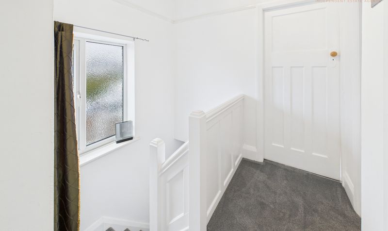 Caughall Road, Upton, CH2