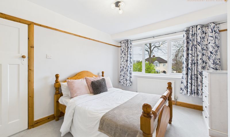 Caughall Road, Upton, CH2