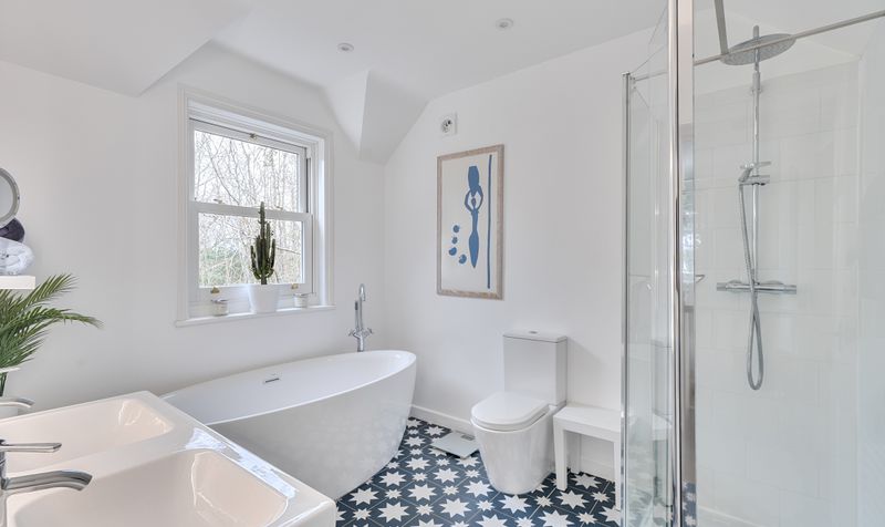 Headley Road, Epsom, KT18