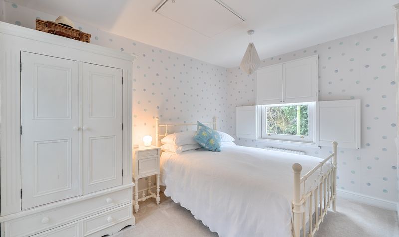 Headley Road, Epsom, KT18