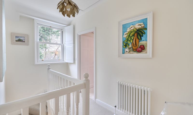 Headley Road, Epsom, KT18