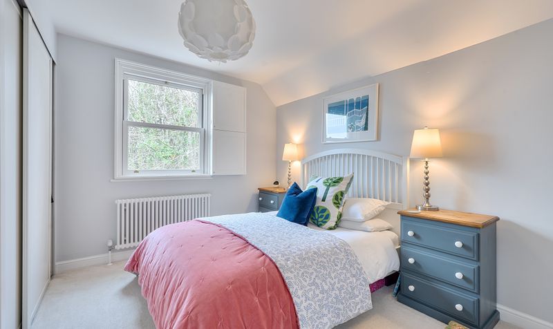 Headley Road, Epsom, KT18