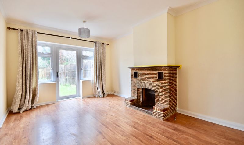 Petters Road, Ashtead, KT21