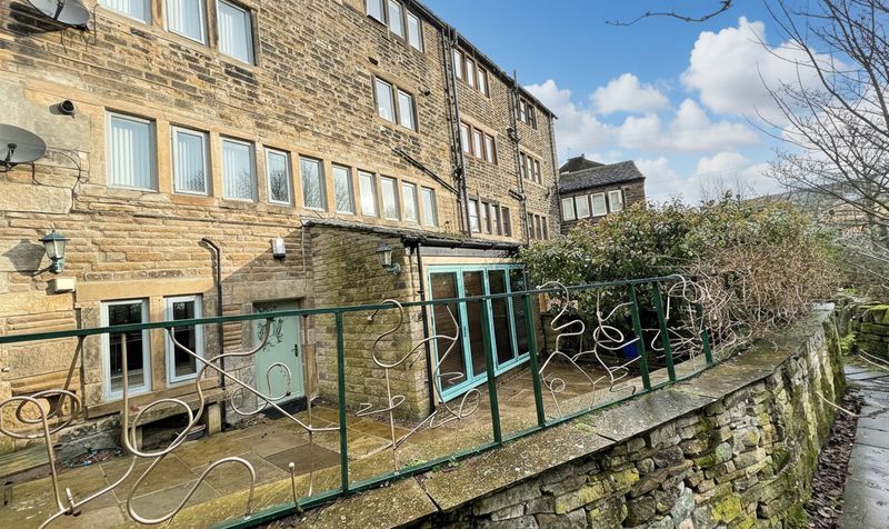 Woodhead Road, Holmfirth, HD9