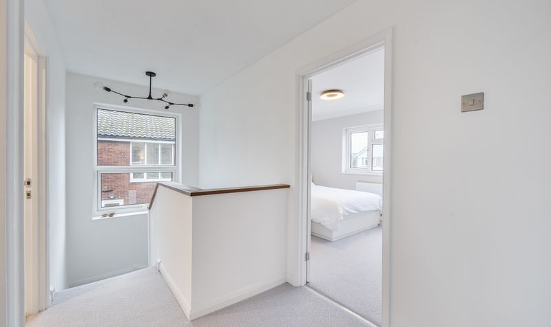 Lindsay Close, Epsom, KT19