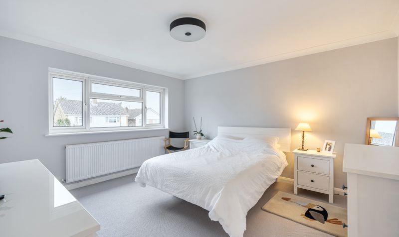 Lindsay Close, Epsom, KT19