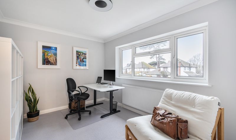 Lindsay Close, Epsom, KT19