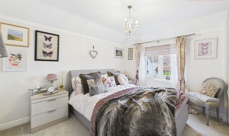 Mercia Grove, Saighton, CH3
