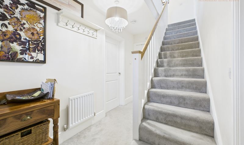 Mercia Grove, Saighton, CH3