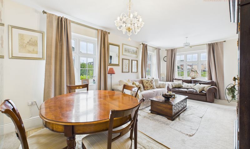 Mercia Grove, Saighton, CH3