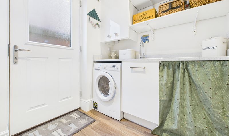Mercia Grove, Saighton, CH3
