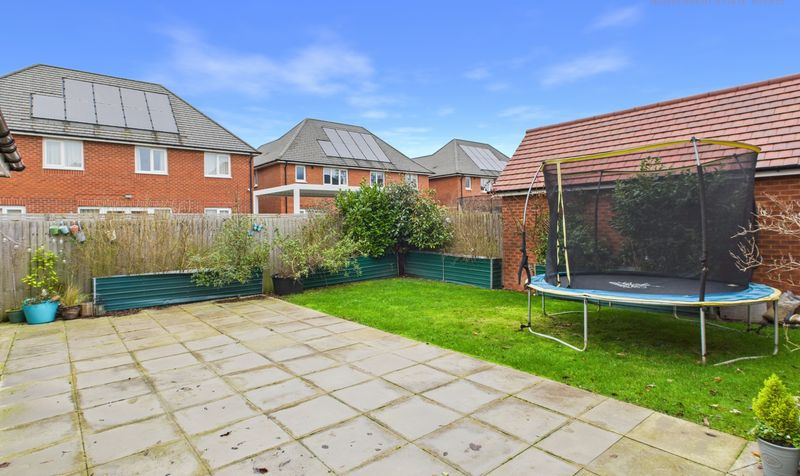Mercia Grove, Saighton, CH3