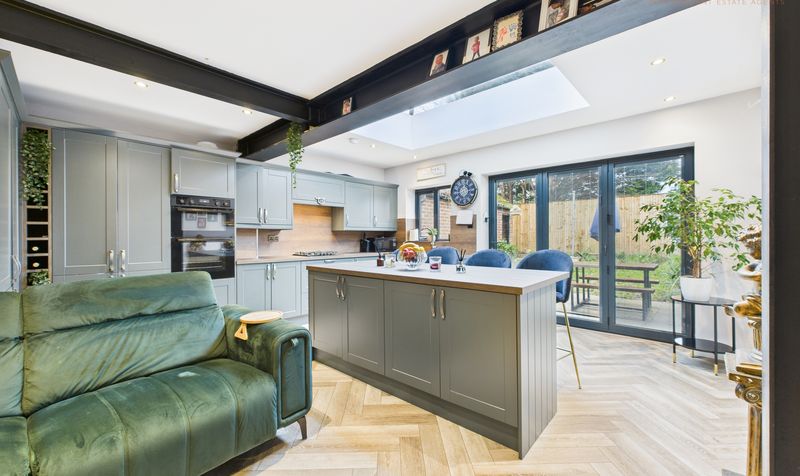 Toll Bar Road, Christleton, CH3