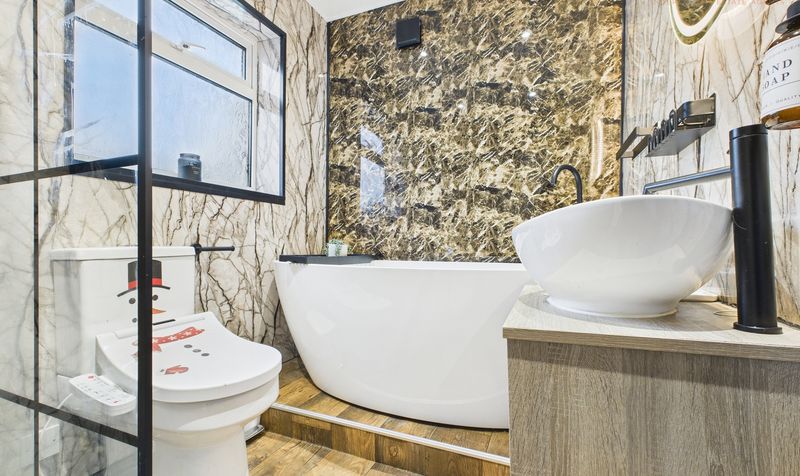 Toll Bar Road, Christleton, CH3