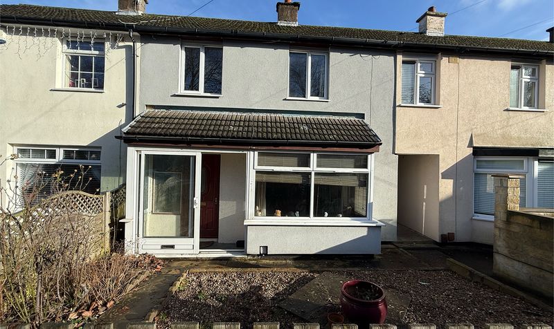 Saxton Place, Huddersfield, HD5